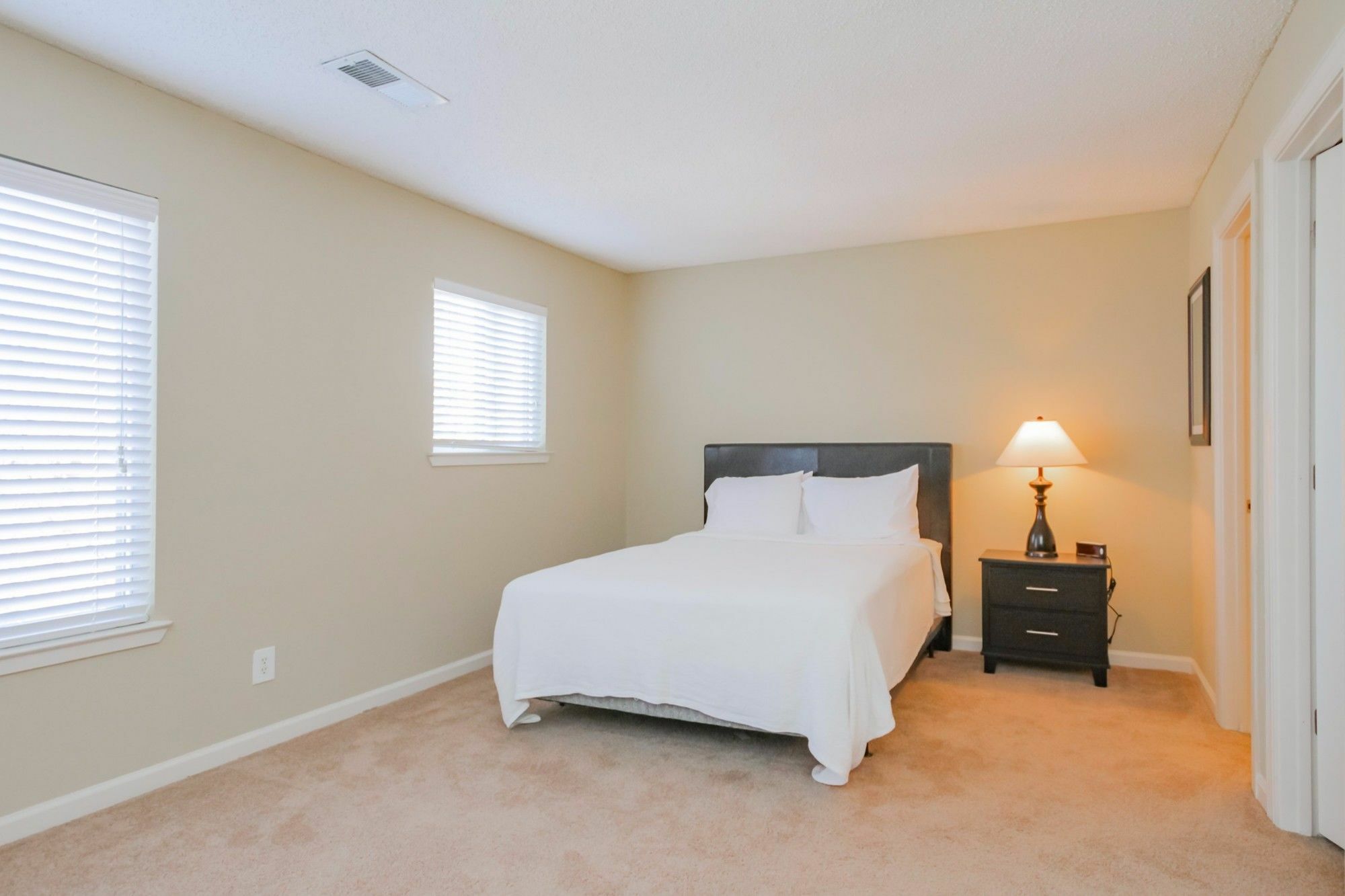 Apartment Vanderbilt Exclusives By Yourent *